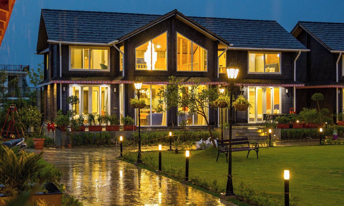 Palampur Hotel | ELIVAAS Esh Cottages