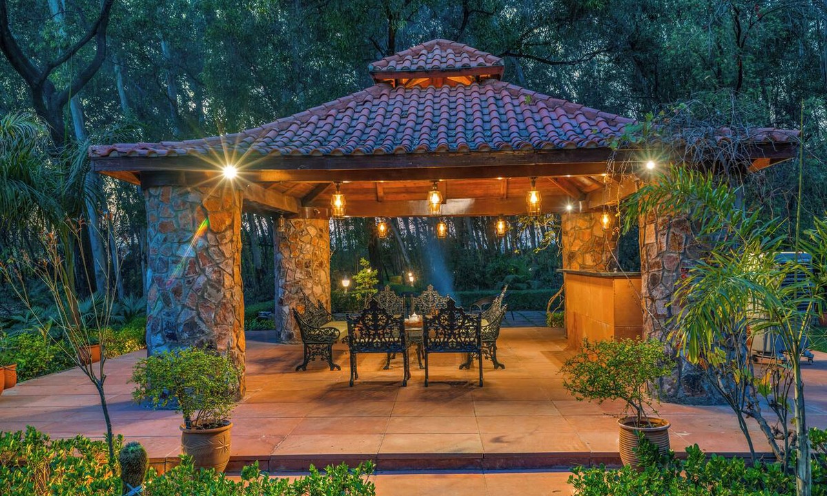 Faridabad Villa | ELIVAAS The Aravalli Reserve Lotus Villa