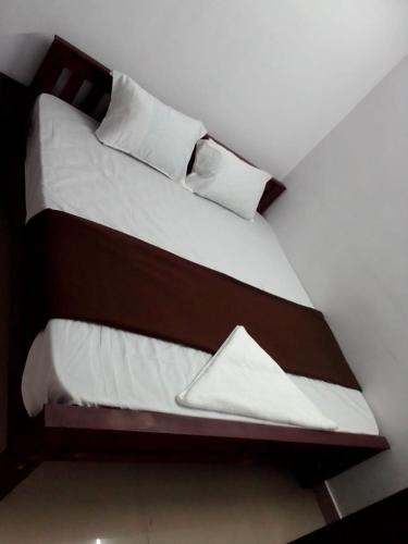 Pudunagaram Hotel | Emirates Residency