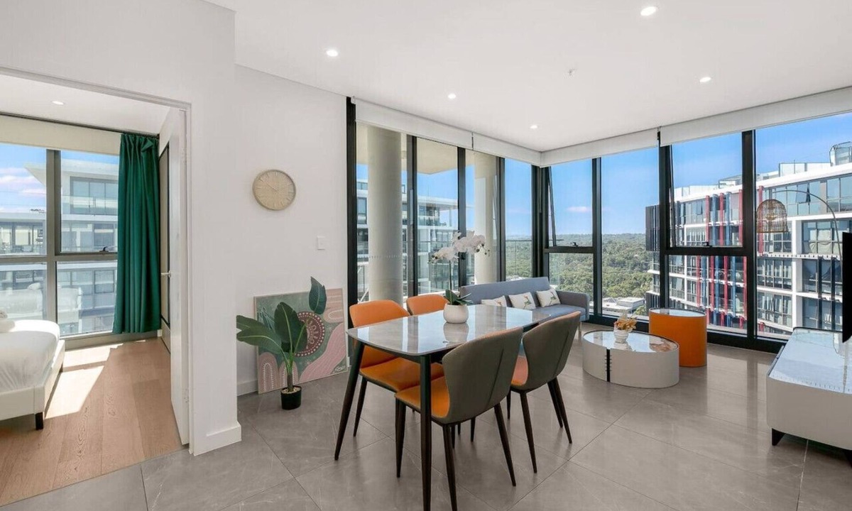 Macquarie Park Apartment | Executive Family Suite in Heart of Macquarie Park