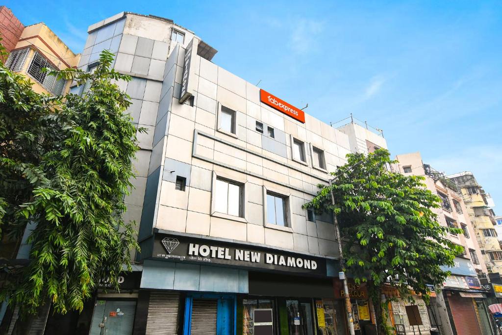 Park Street Hotel | FabExpress New Diamond