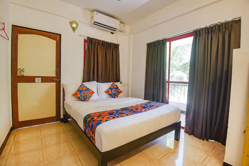 Porvorim Hotel | FabExpress Shraddha Boutique