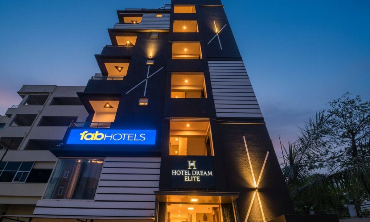 Shaikpet Hotel | FabExpress The Dream Elite