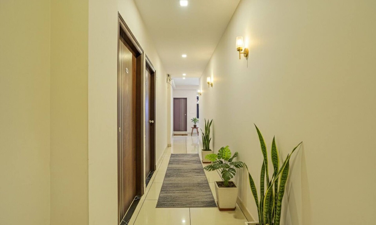 Yeshwanthpur Hotel | Fabexpress Urban Inn