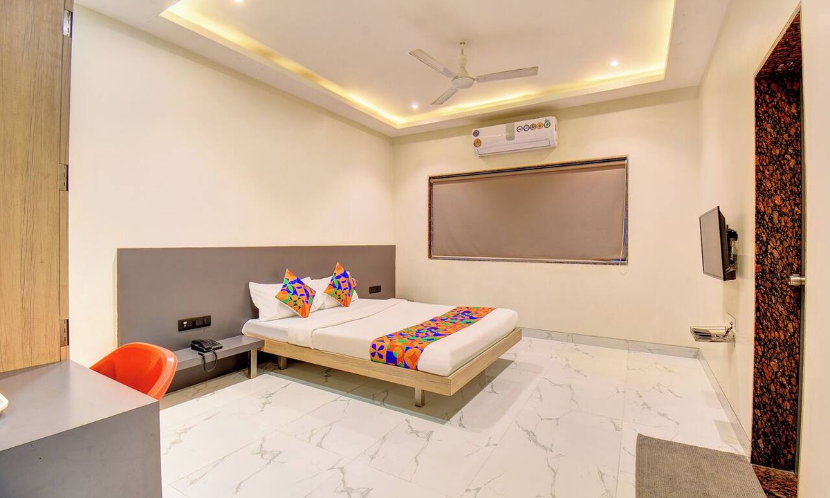 Aurangabad Hotel | FabHotel Prime Chhappan
