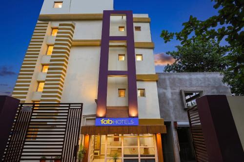 Patia Hotel | FabHotel Aditya Guest House 4