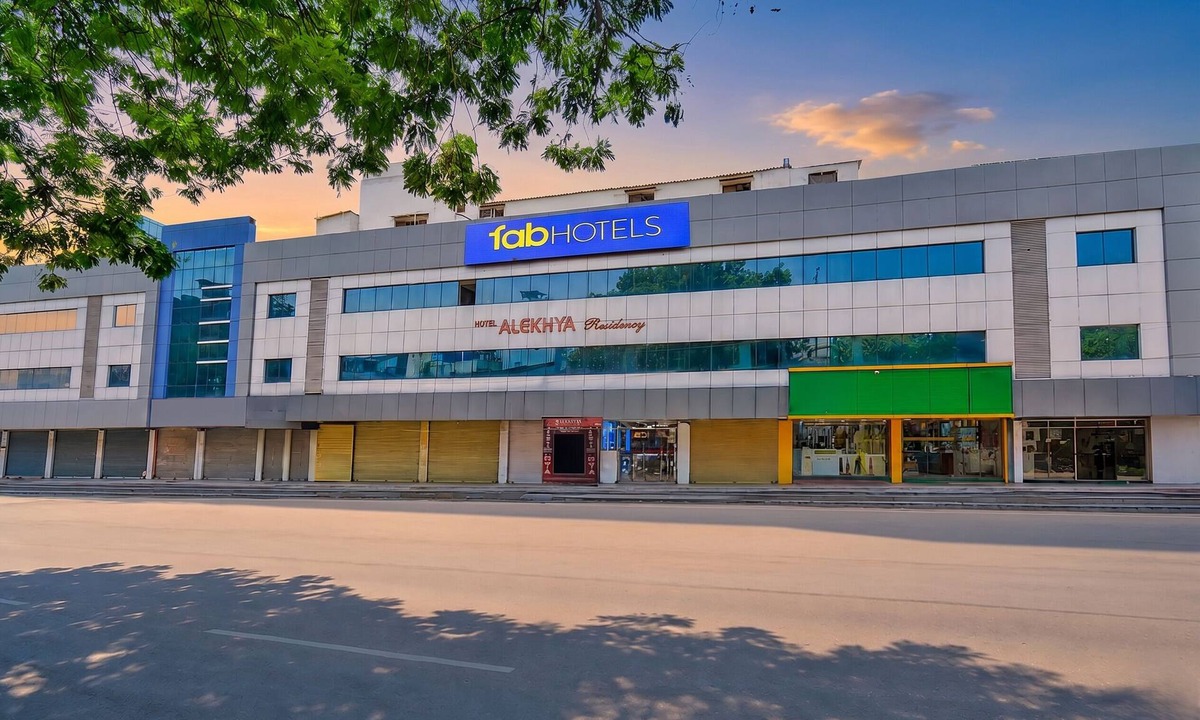 Hyderabad Hotel | FabHotel Alekya Residency- Nr. Hyderabad Deccan Railway Station
