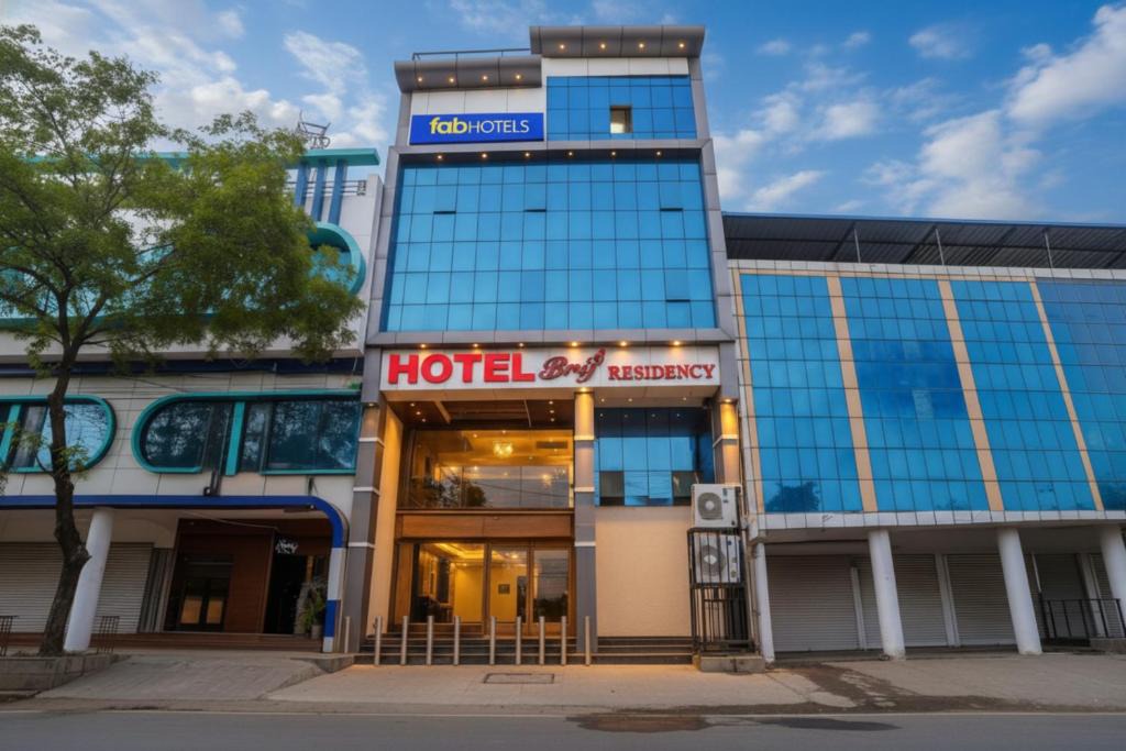 Bhopal Hotel | FabHotel Brij Residency, Vidya Nagar