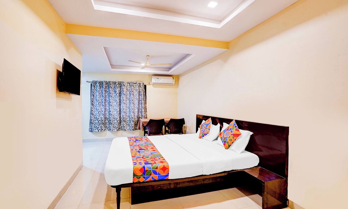 Pune Hotel | Fabhotel Chetan Executive