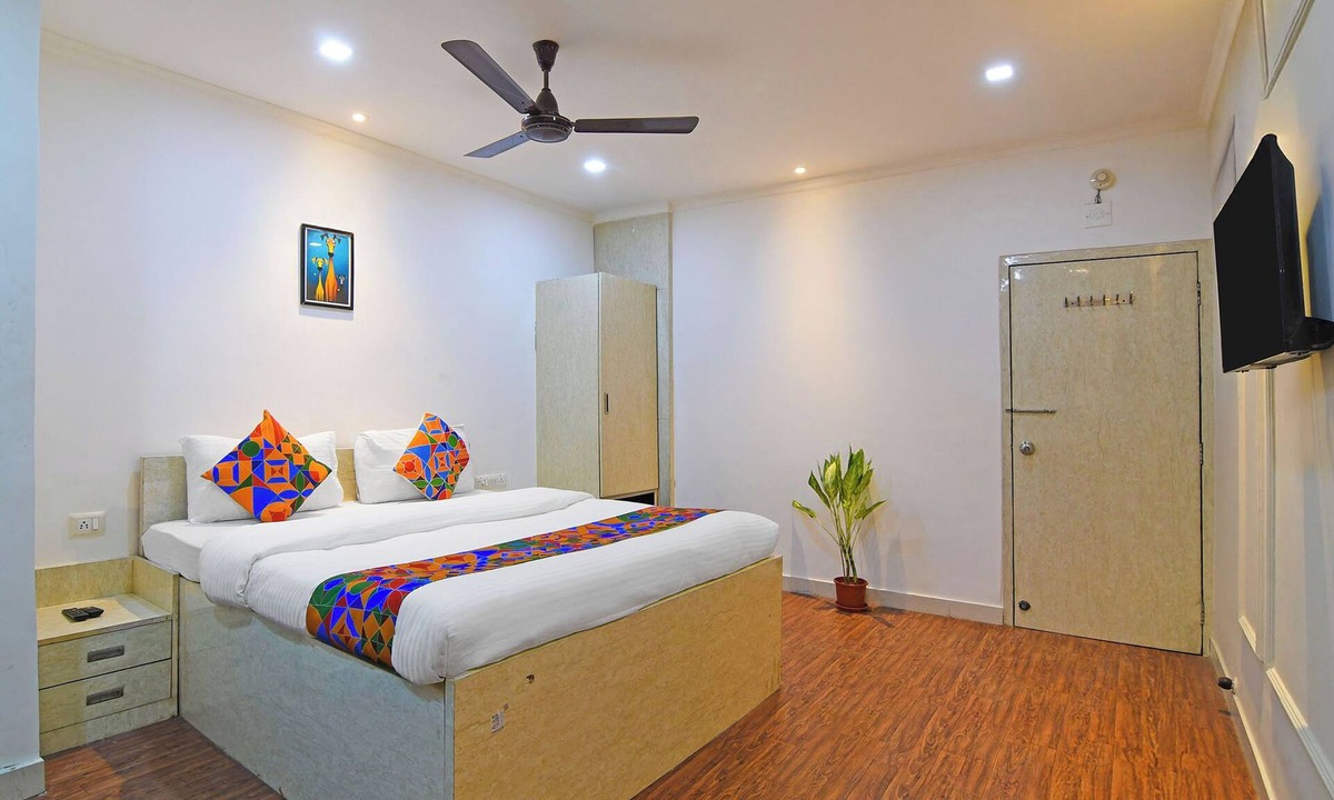 Taltala Hotel | Fabhotel Demattrie Budget