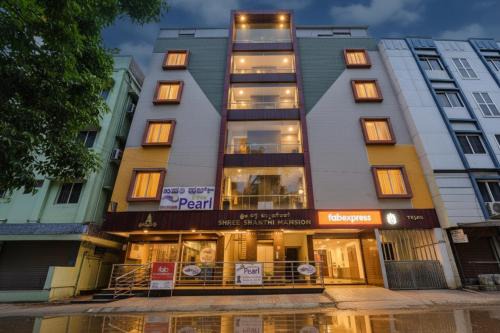 BTM Layout Hotel | FabHotel Ivory Pearl