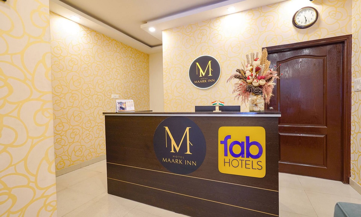 Jayanagar Hotel | FabHotel Maark Inn - Tilak Nagar, Jayanagar