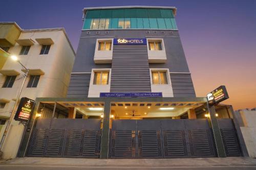 Chennai Hotel | FabHotel Madras Residency