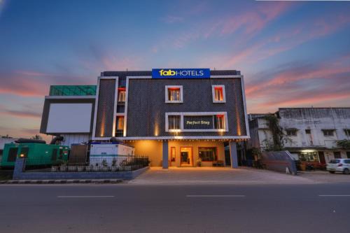Chennai Hotel | FabHotel Perfect Stays - Kovilambakkam