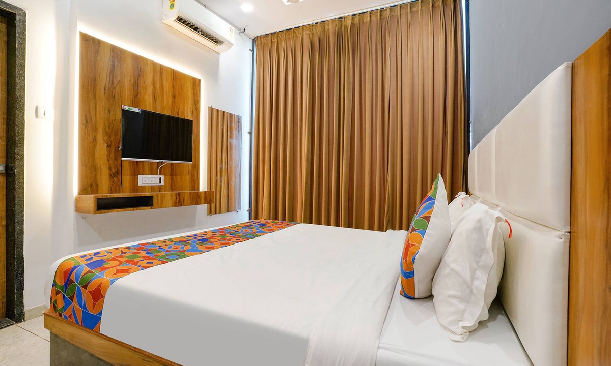 Dumas Hotel | Fabhotel Prime Dumas