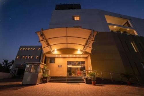 Ramanathapuram Hotel | FabHotel Prime Nestlay Rooms Ramnad