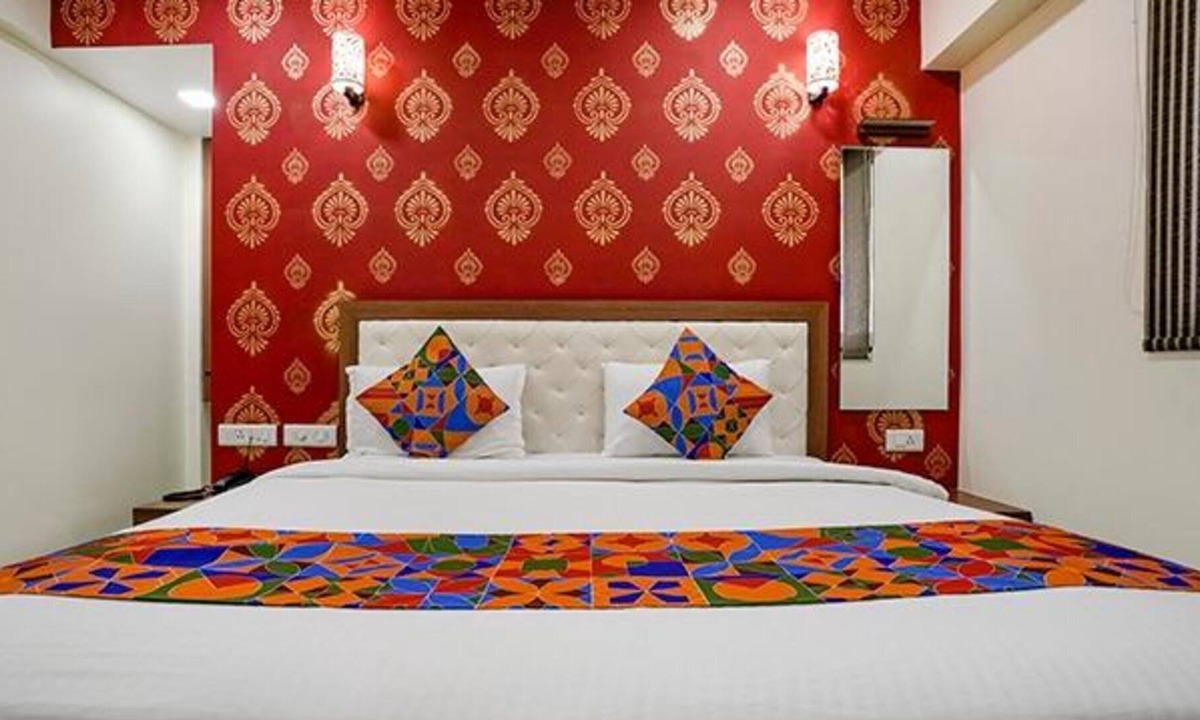 Rabale Hotel | Fabhotel Prime Vrushali Inn