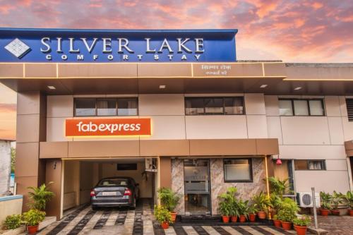 Kurla West Hotel | FabHotel Silver Lake