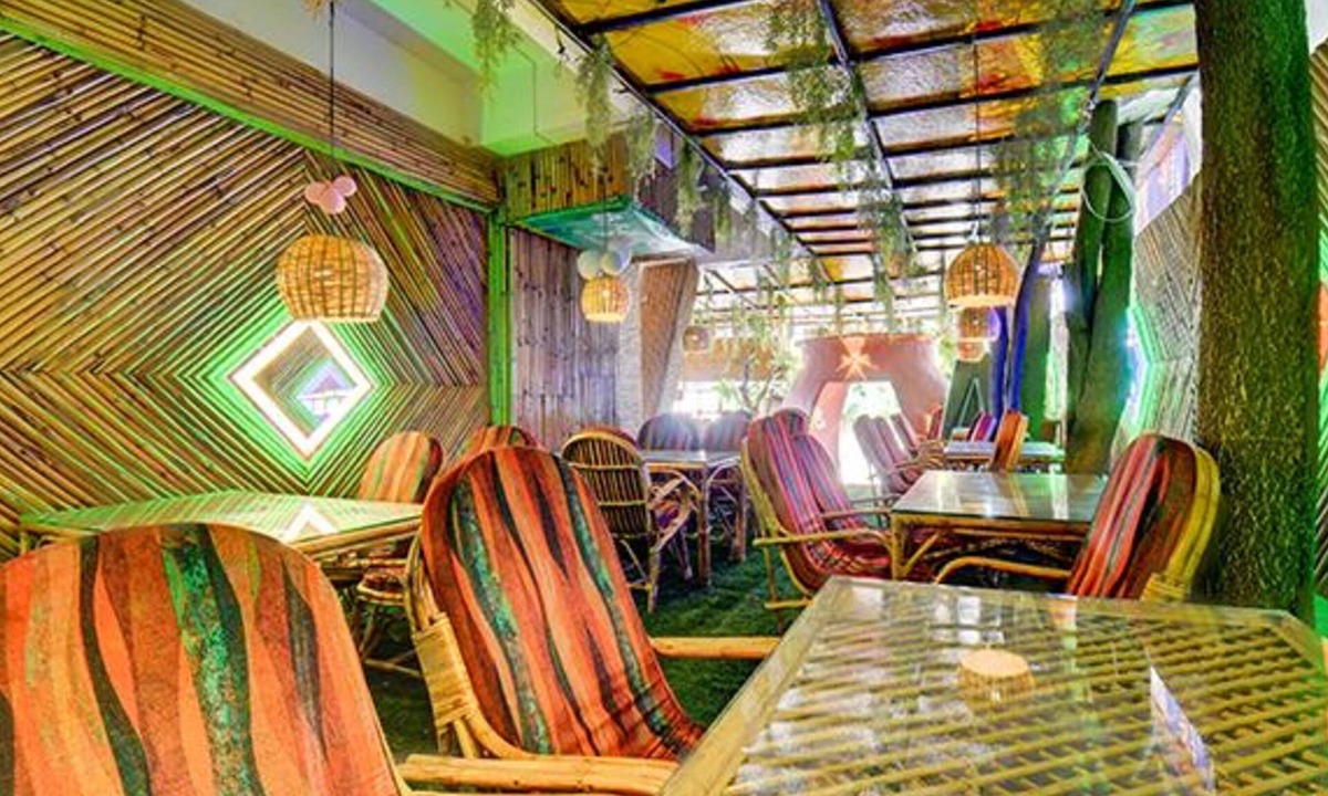 Kharadi Hotel | FabHotel Sky Vista Inn