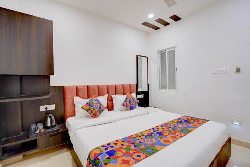 Sigra Hotel | FabHotel Swastik Villa