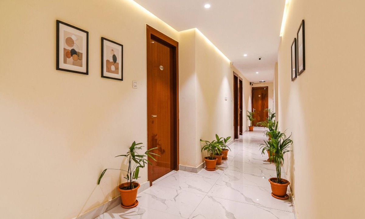 Behala Hotel | Fabhotel The Hastings Club