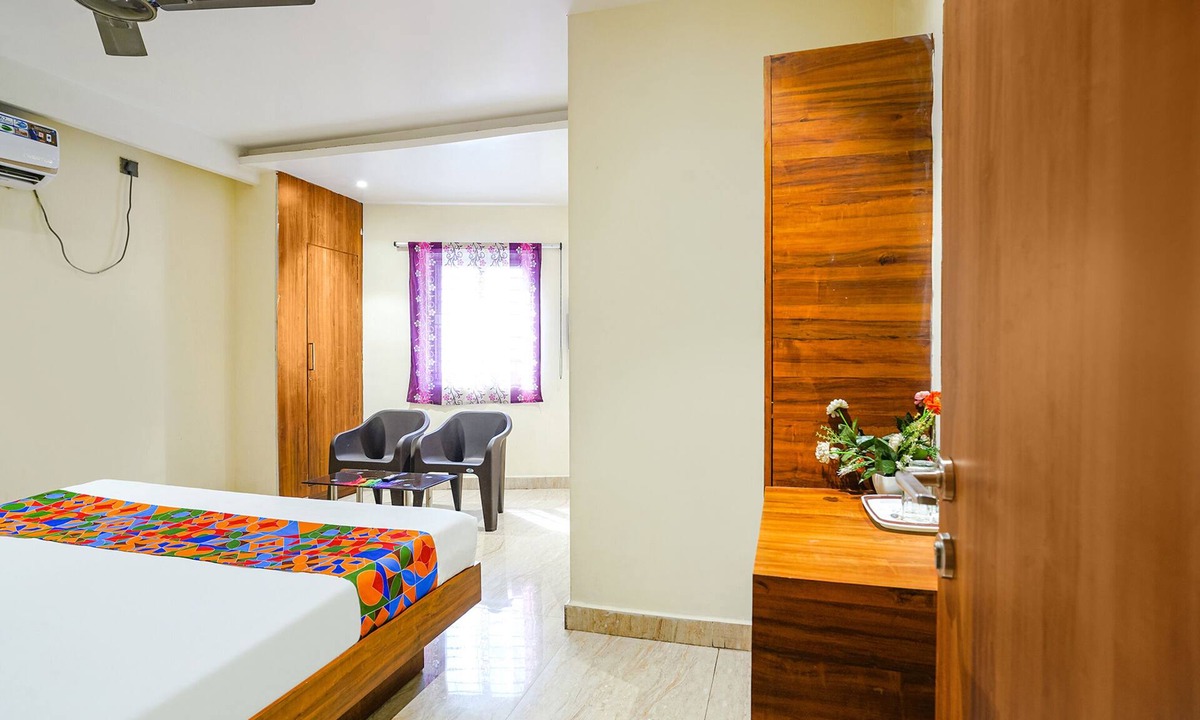 Dwaraka Nagar Hotel | Fabhotel Vennela Inn