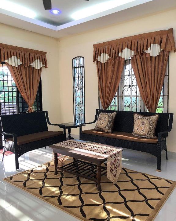 Kampung Sekati House | Family Homestay