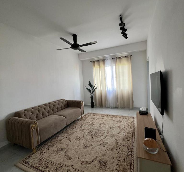 Ijok Apartment | Fatini Mus lim Homestay Puncak Alam - Close to UiTM