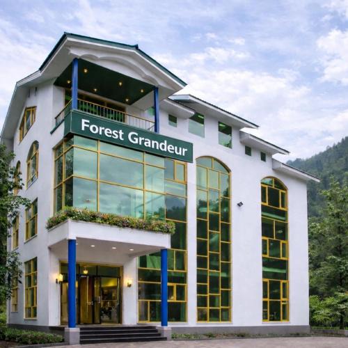 Pahalgam Hotel | Forest Grandeur Resort