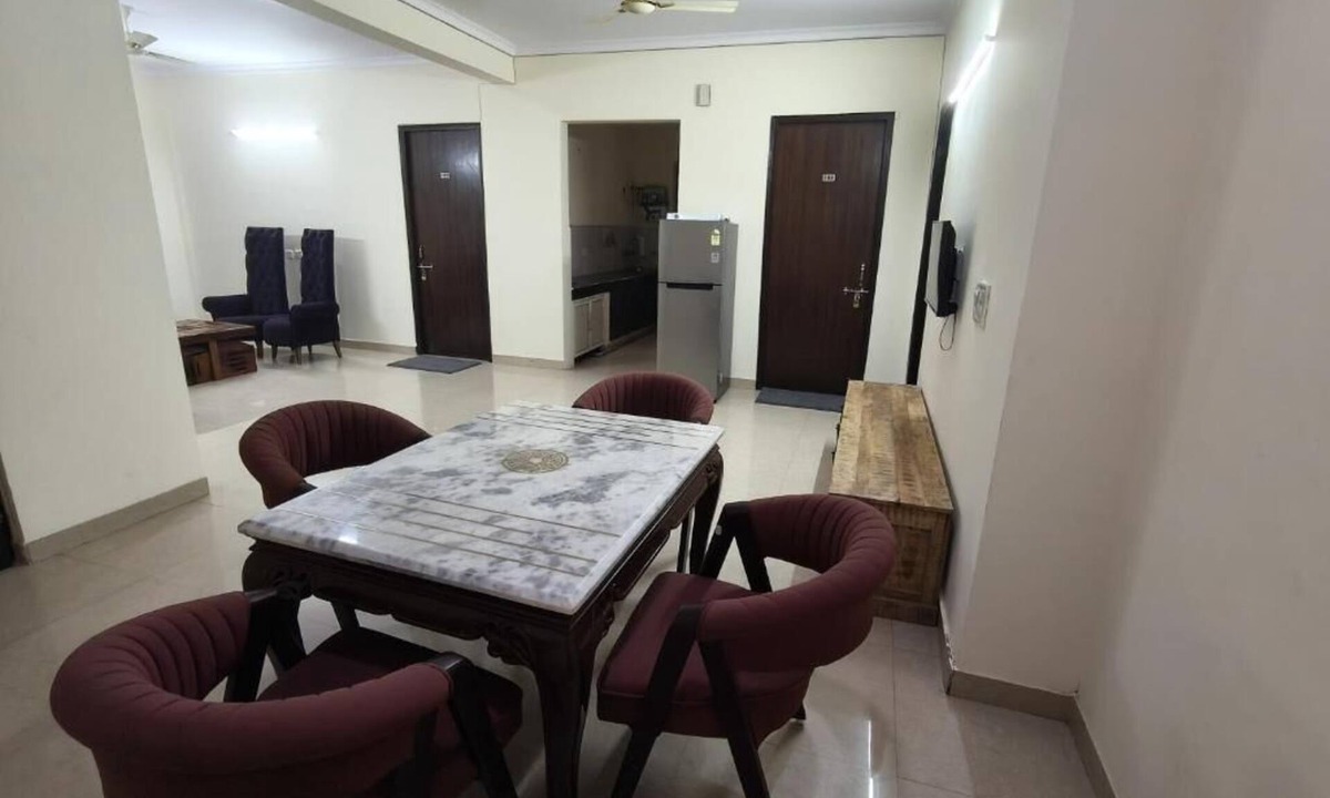 Noida Apartment | Fortune Home Service Apartment Sector-72