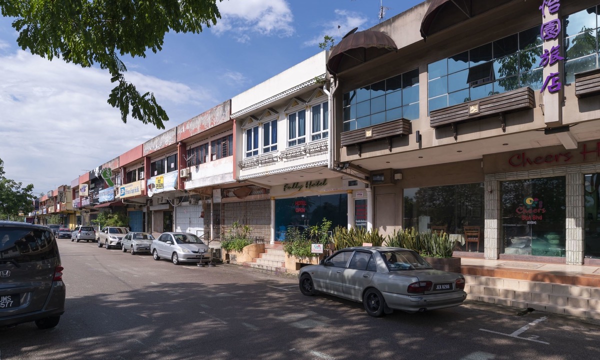 Taman Johor Jaya Hotel | Fully Hotel Johor Jaya