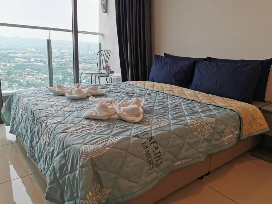 Bangi Sentral Apartment | G2 Studio Pool View @ EVO SOHO BANGI NETFLIX+WIFI