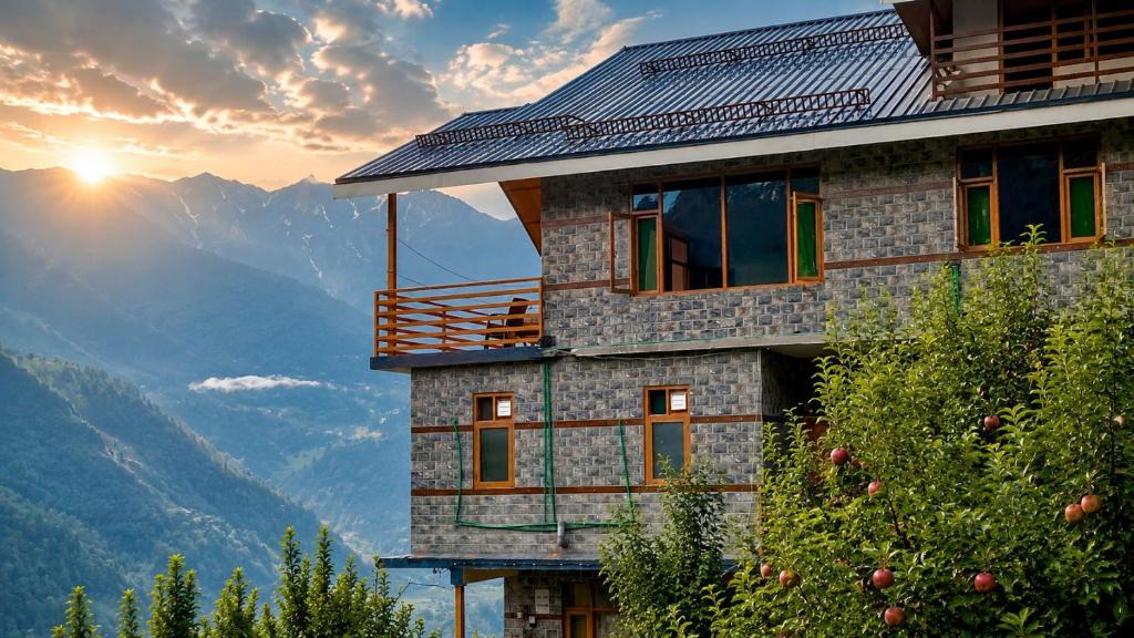 Naggar House | Gaddi Homestay, Naggar