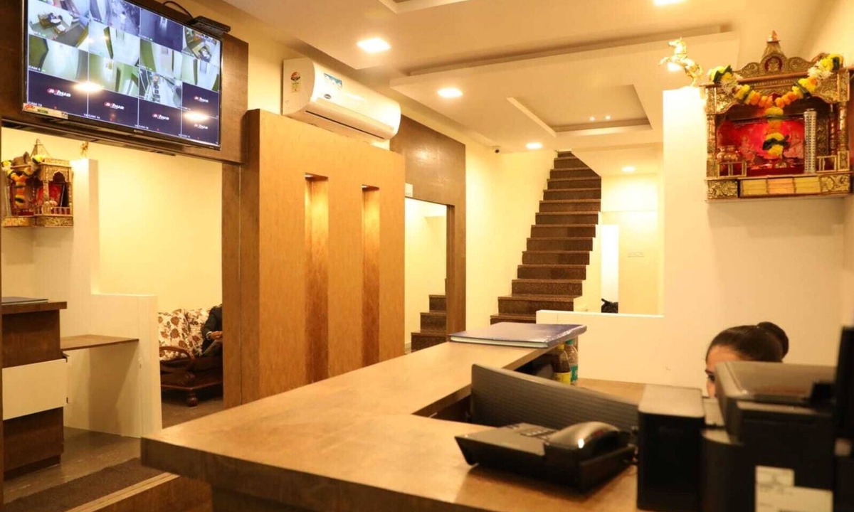 Jogeshwari East Hotel | Galaxy Inn By Glitz Hotels