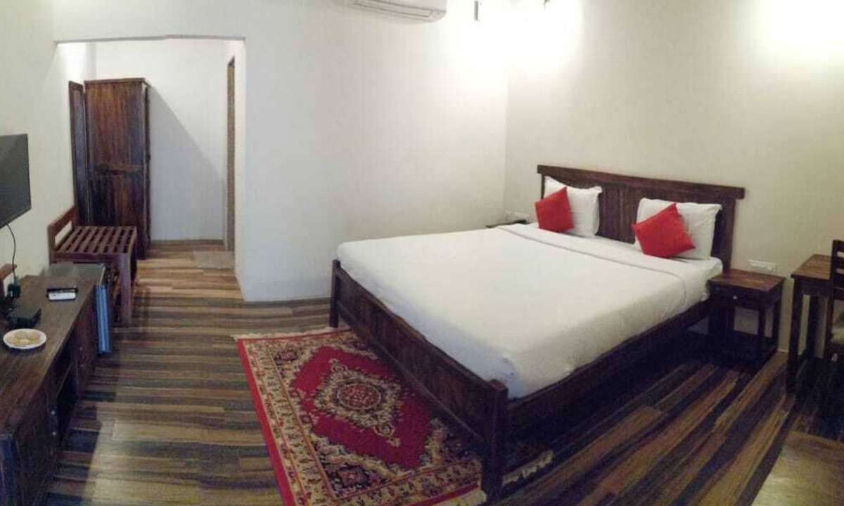 Nimaaj Resort | Garh Girvar Resort & Spa