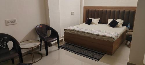 Jhansi House | Geeta sadan home stay