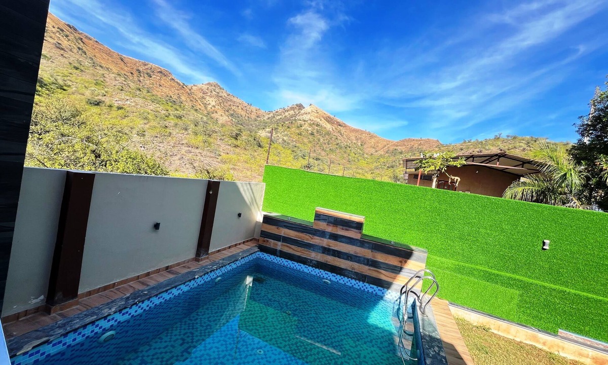 Bedla Apartment | GoBravo 2BR Luxury Villa with Private Pool Udaipurnn