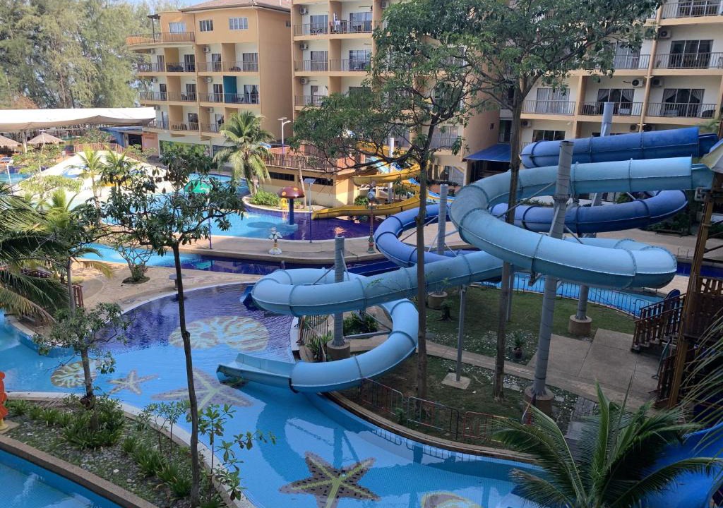 Endah Resort | Gold Coast Morib by Tim