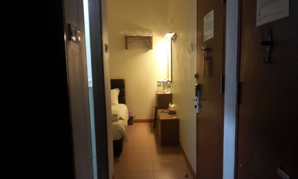Kampung Gong Pauh Hotel | GOLDEN GATE HOTEL