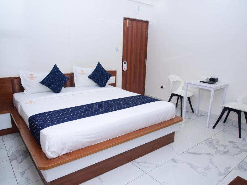 Mysore Hotel | Golden Peak Inn, Rammanahalli