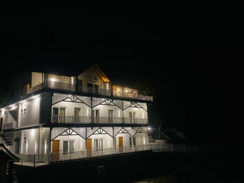 Smanora Range Hotel | Golden Petal Resort