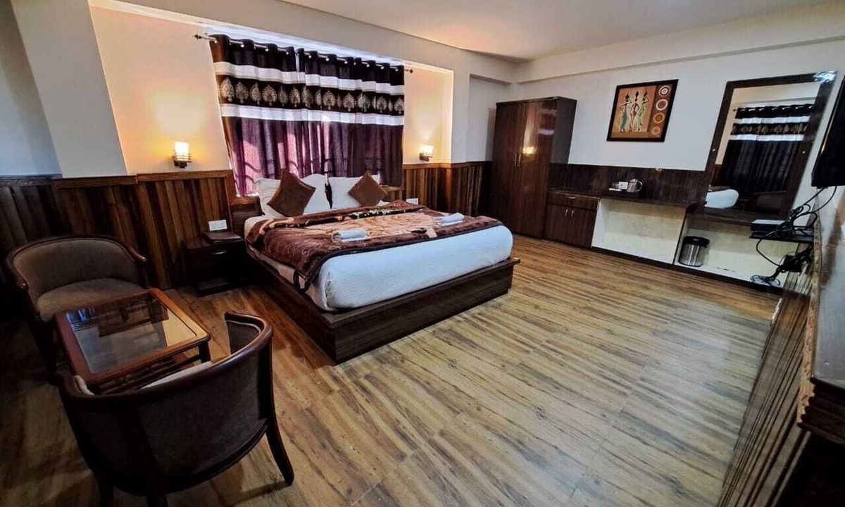 Pelling Hotel | Golden Sunrise & Spa