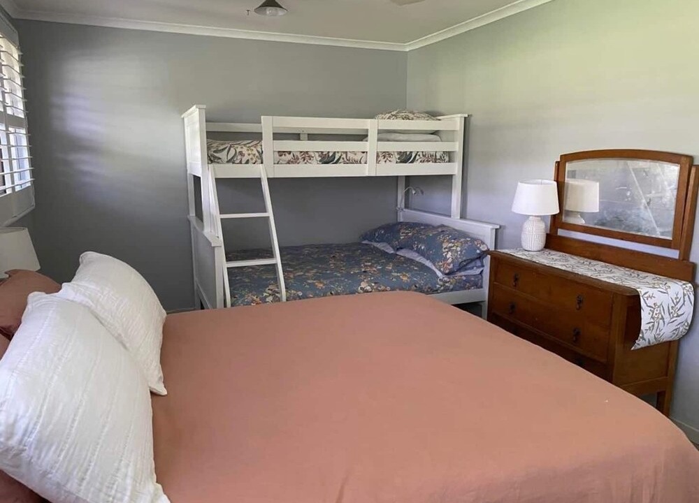 Borenore House | Gorgeous rustic country house near Orange NSW