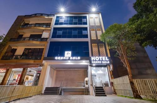 Mansarovar Hotel | Grand Bala