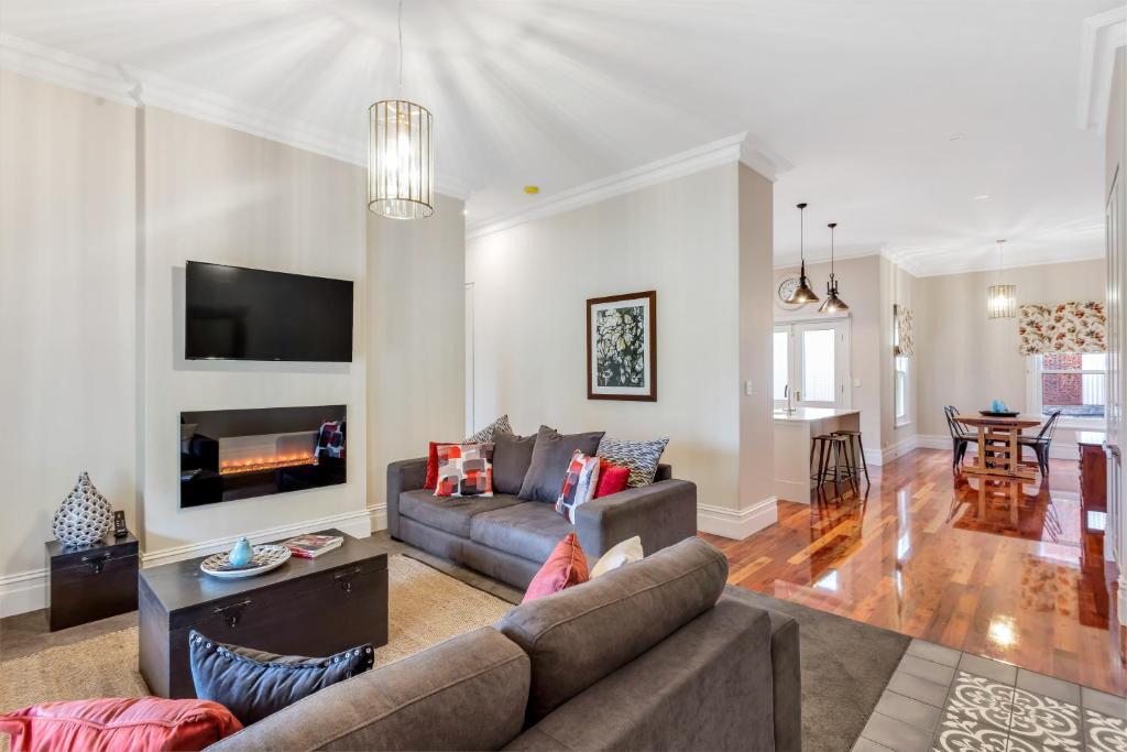 Mount Barker Apartment | Grandview Accommodation - The Flaxley Apartments