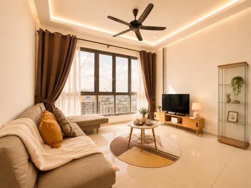 Pelabuhan Klang Apartment | Gravit8 Klang South by DV