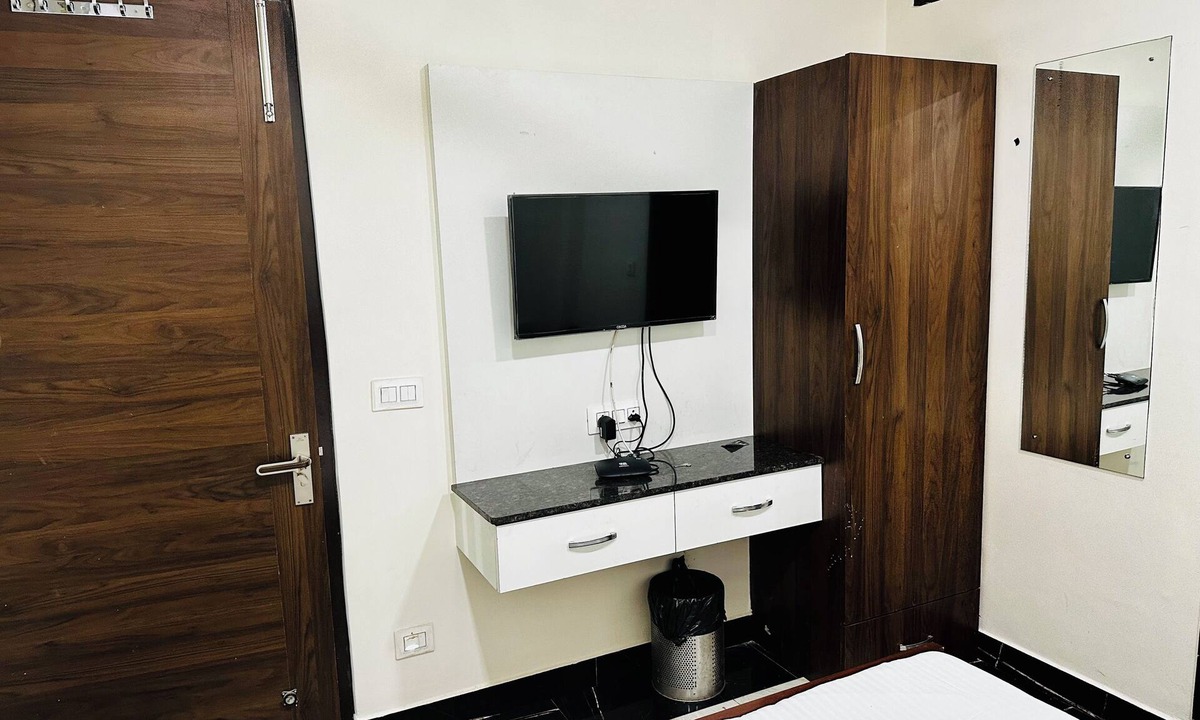 Bathinda Hotel | Grover international hotel