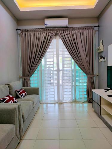 Kampung Mergong Indah House | Guesthouse Mergong Jaya l Town Area l Near by Lotus Mergong 8-10 Pax