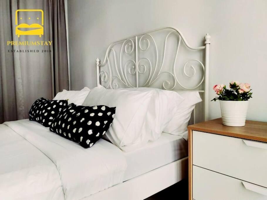 Ara Damansara Apartment | H2O Retreat Studio Home 5min to LRT by Premium Stay