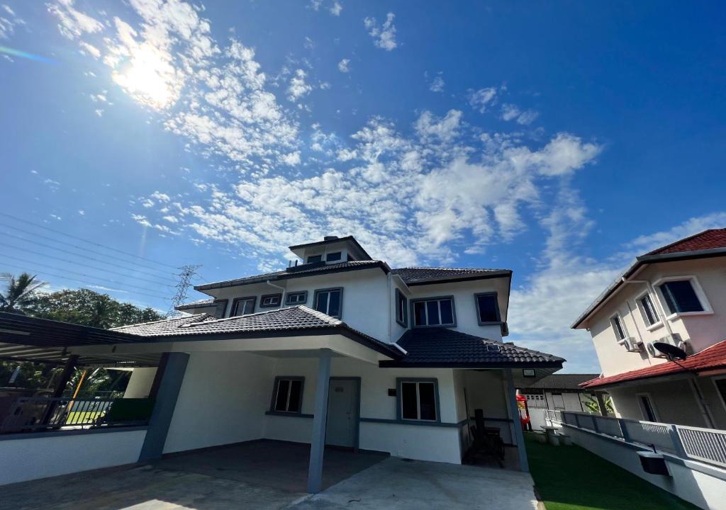 Gelam House | Happy 2 Homestay (28 pax) (swimming pool)
